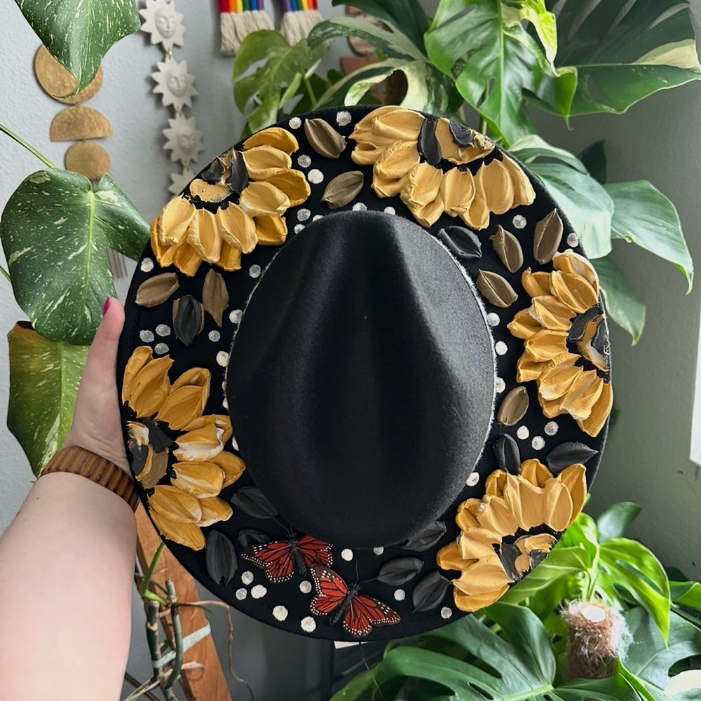 Floral Embroidered Black Hat